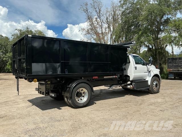 Ford F-750 Komunalni tovornjaki