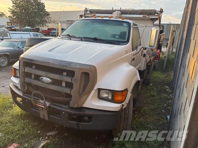 Ford F-750 Tippbilar