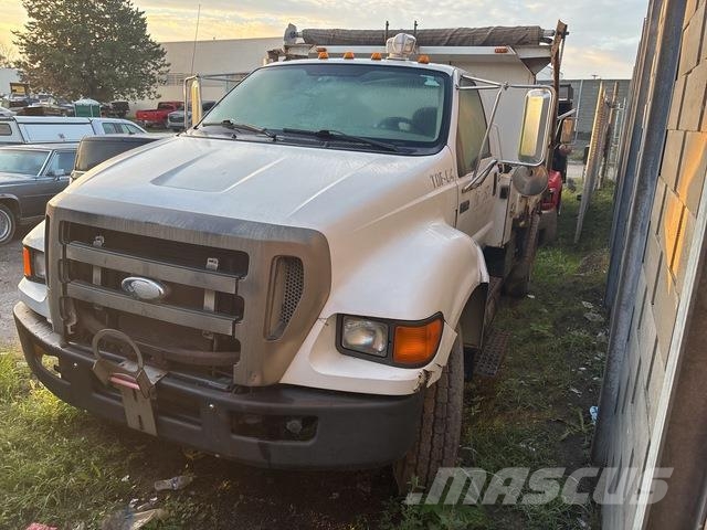 Ford F-750 Tippbilar