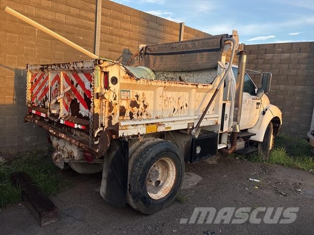 Ford F-750 Tippbilar