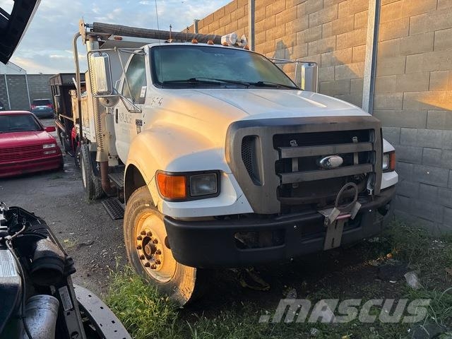 Ford F-750 Tippbilar