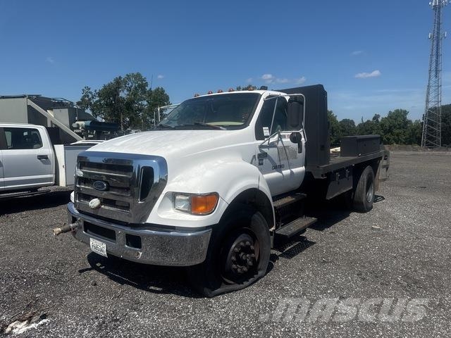 Ford F-750 Поливальні машини