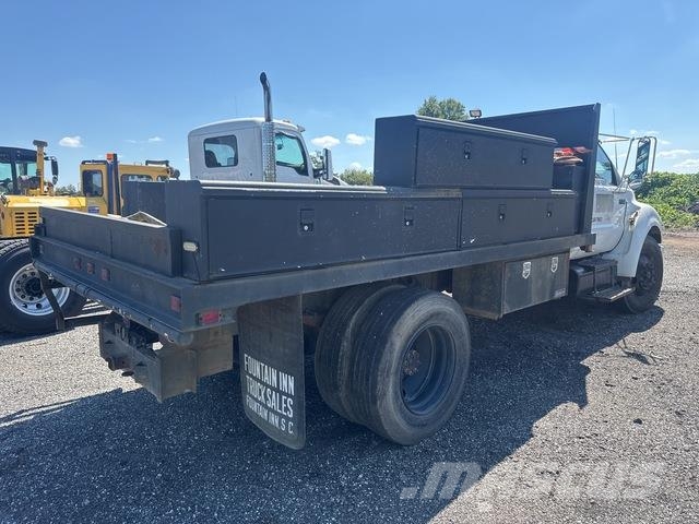Ford F-750 Цистерни за вода