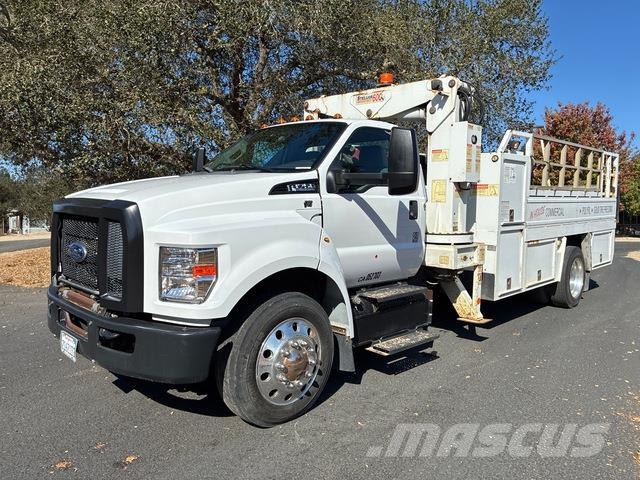 Ford F-750 Komunalna vozila