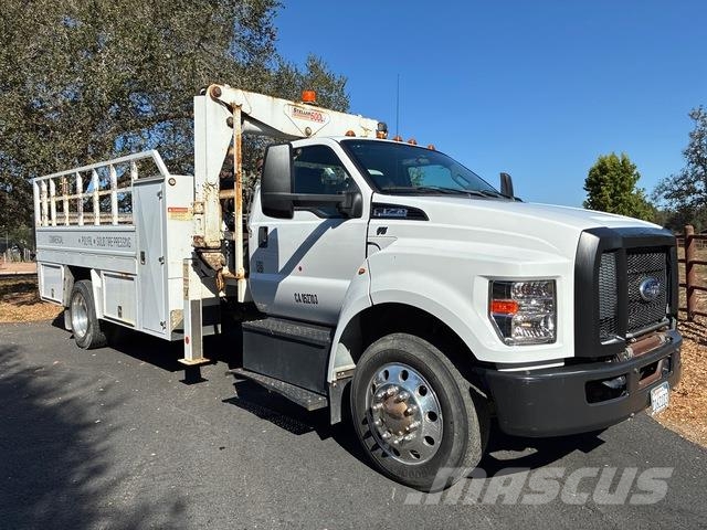 Ford F-750 Komunalna vozila