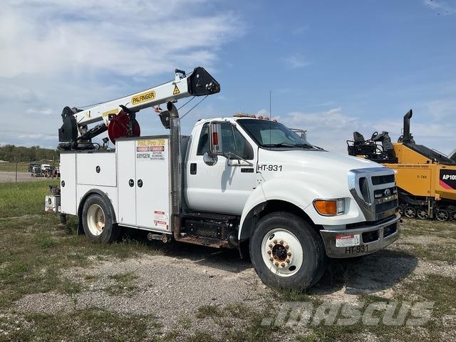 Ford F-750 Municipal / general purpose vehicles