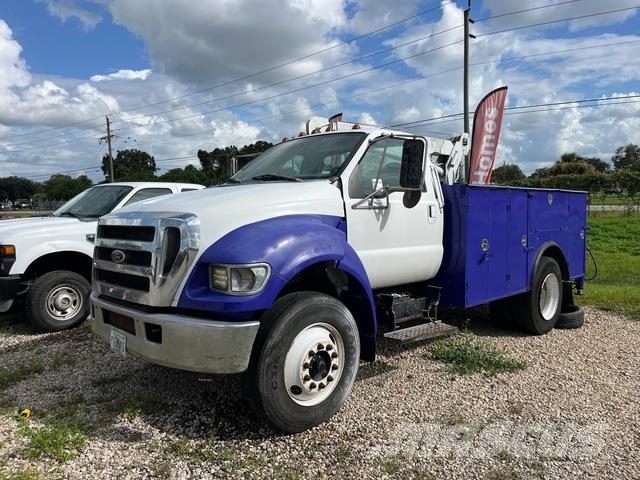 Ford F-750 Komunalna vozila