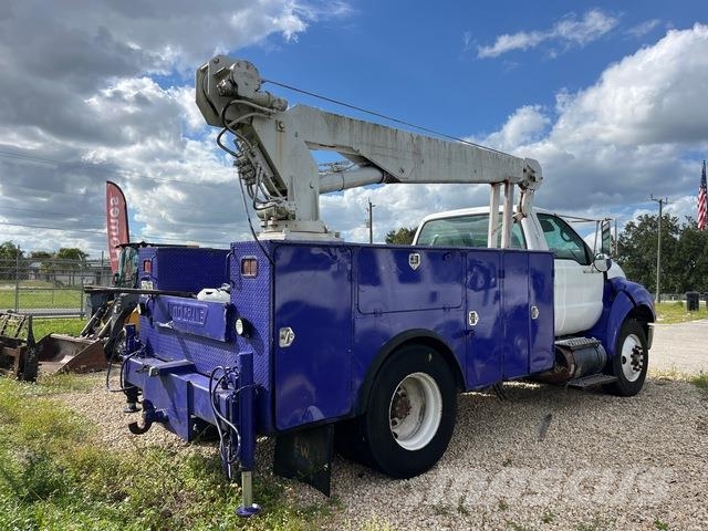 Ford F-750 Komunalna vozila