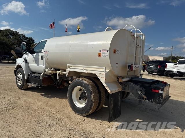 Ford F-750 Kamioni za vodu