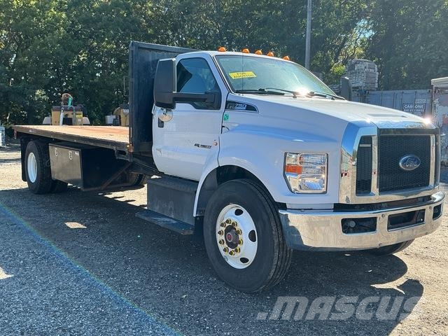 Ford F-750 Flakbilar