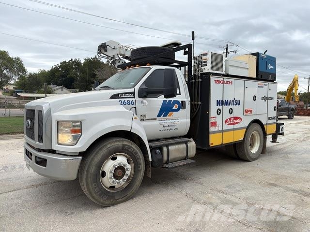 Ford F-750 Pilsētas atkritumvedēji