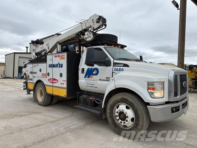 Ford F-750 Pilsētas atkritumvedēji