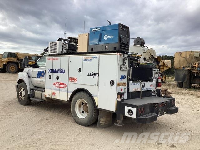 Ford F-750 Municipal / general purpose vehicles