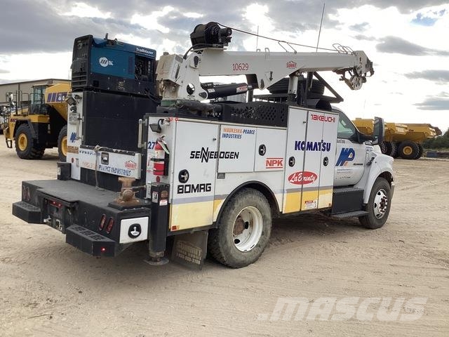 Ford F-750 Municipal / general purpose vehicles
