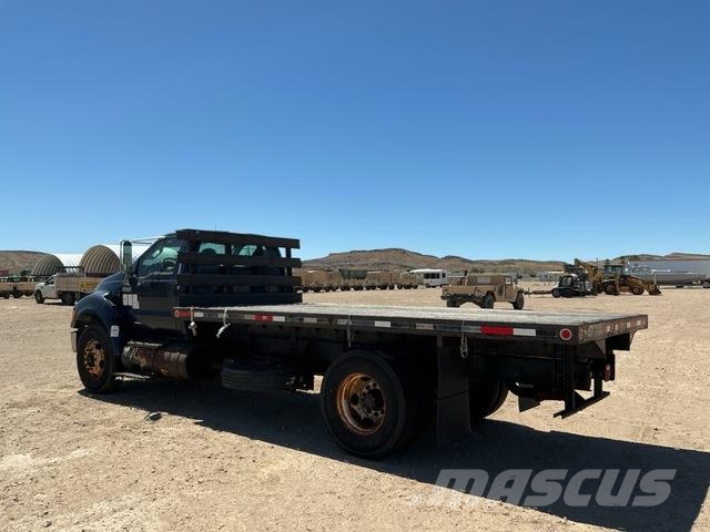 Ford F-750 Super Duty Бордови