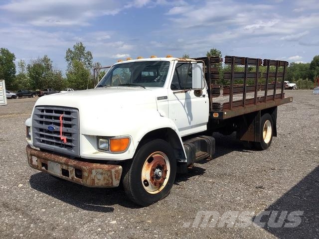 Ford F800 Бордови