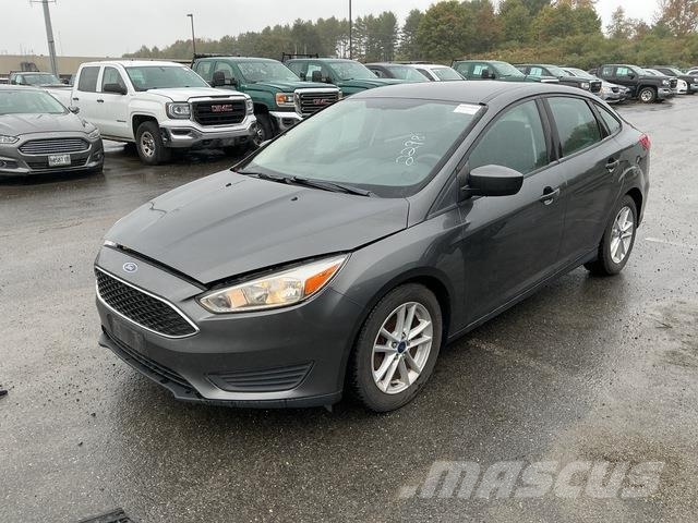 Ford Focus SE Cars