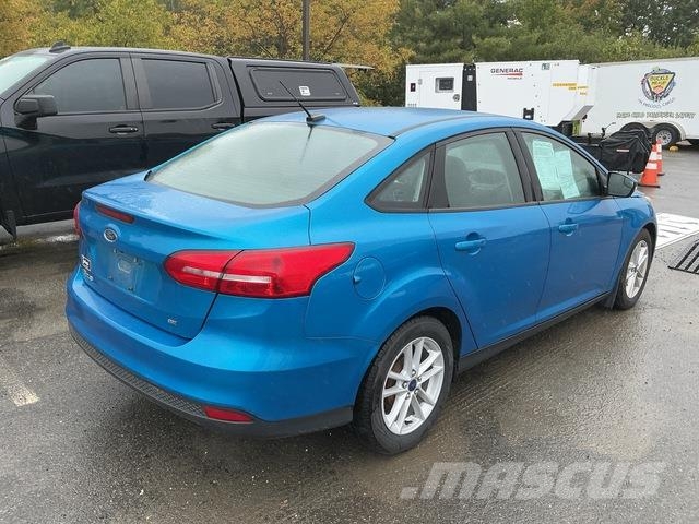 Ford Focus SE سيارات