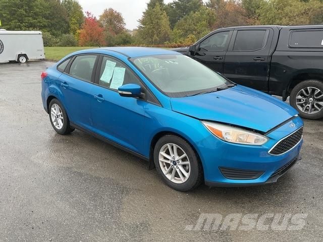 Ford Focus SE سيارات