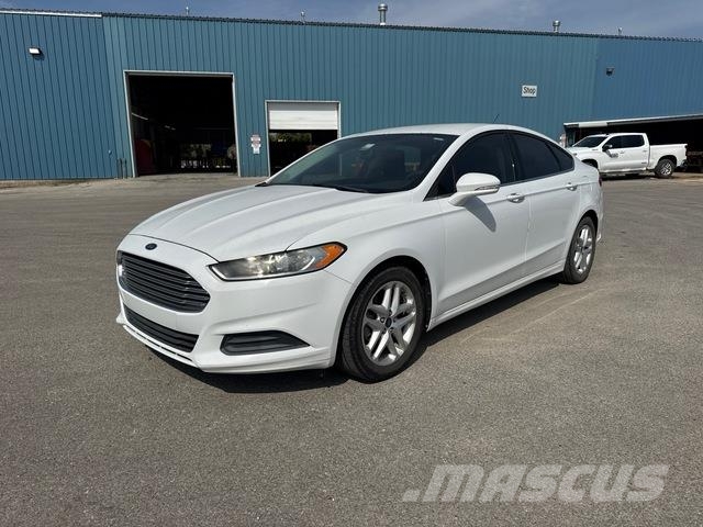 Ford Fusion Lengvieji automobiliai