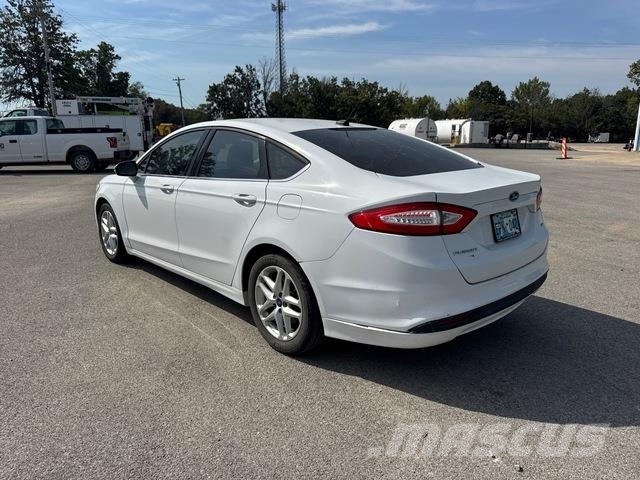 Ford Fusion Lengvieji automobiliai