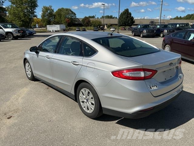 Ford Fusion S Cars