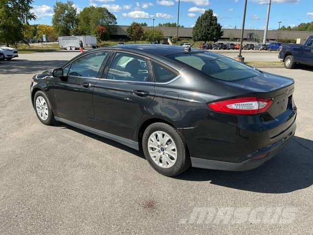 Ford Fusion S Avtomobili