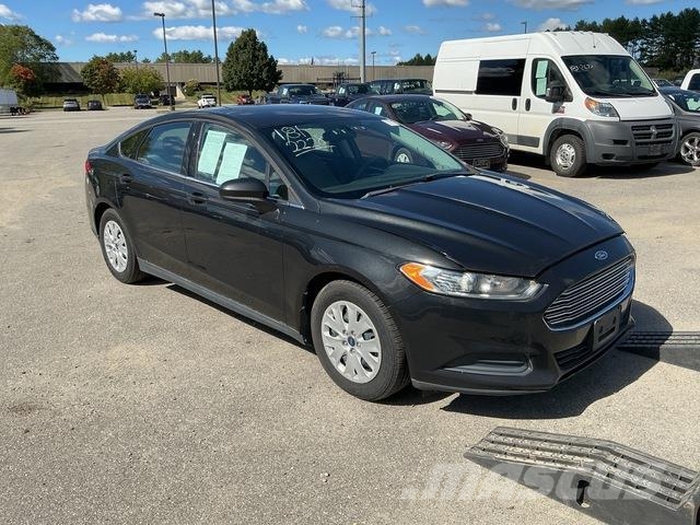 Ford Fusion S Avtomobili