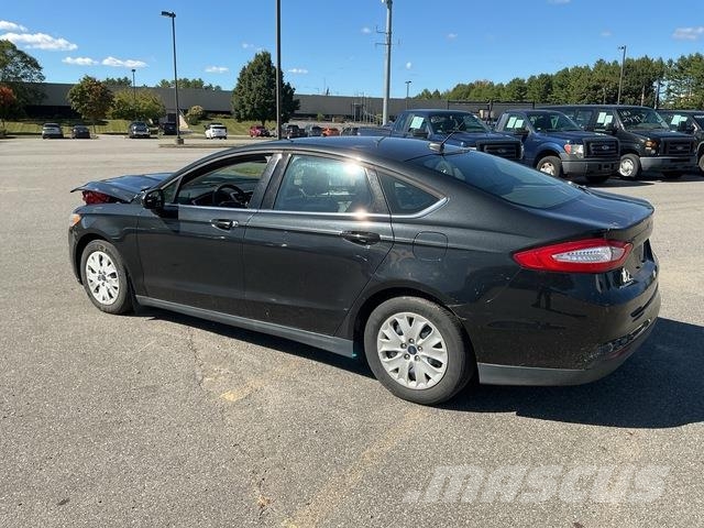 Ford Fusion S Auto