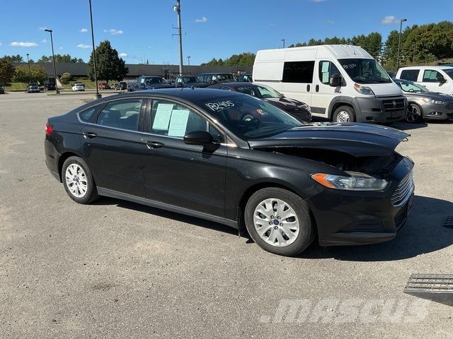 Ford Fusion S Auto