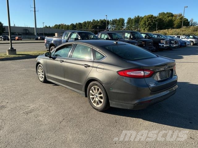 Ford Fusion S Auto