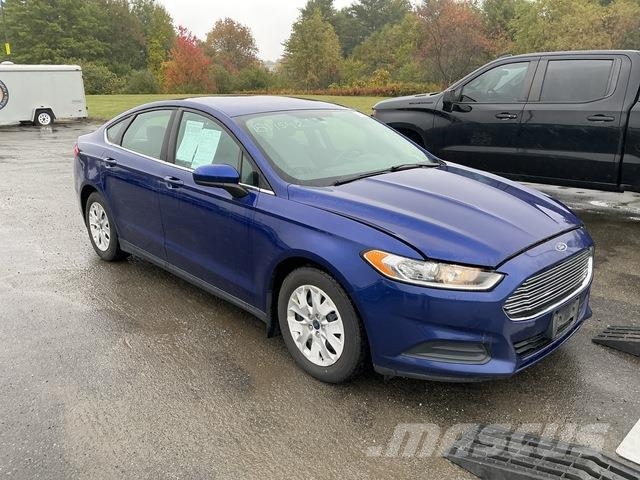 Ford Fusion S Auto