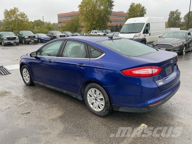 Ford Fusion S Auto