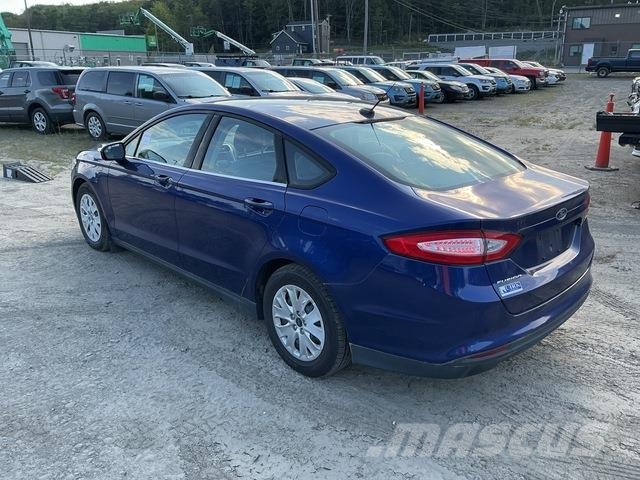 Ford Fusion S Auto