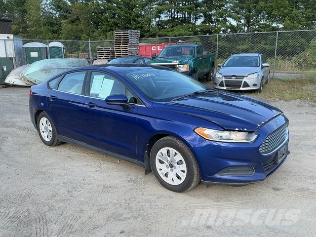 Ford Fusion S Auto