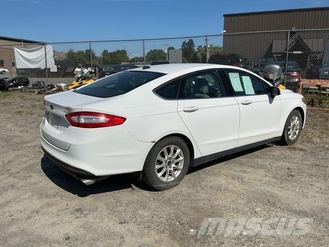 Ford Fusion S Auto