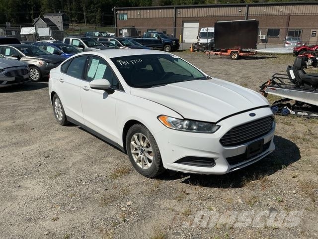Ford Fusion S Auto