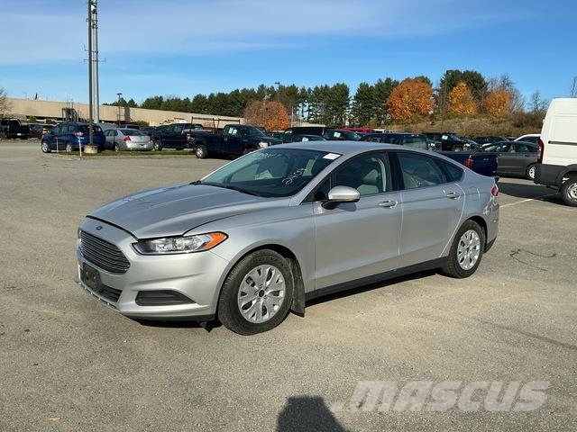 Ford Fusion SE PKWs