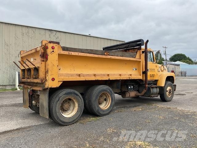 Ford LT8000 Tippbilar
