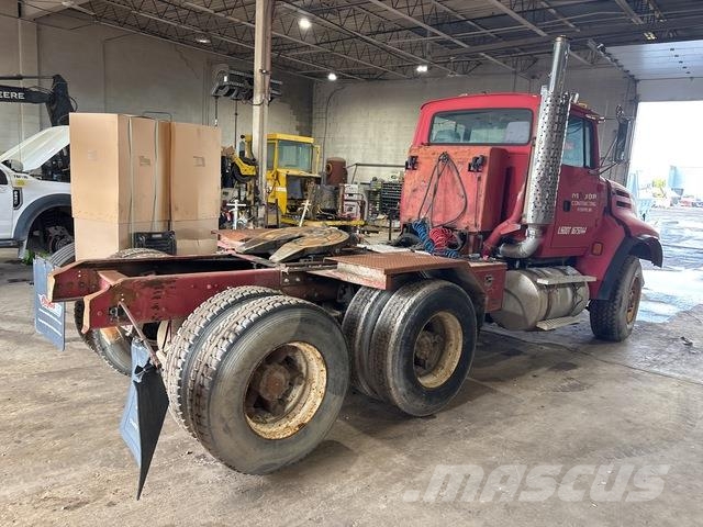 Ford LTLS9000 Tractor Units