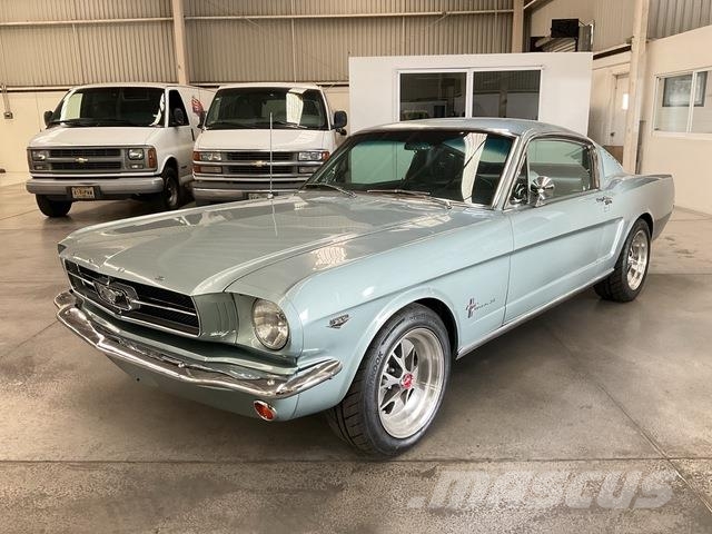 Ford Mustang Automašīnas