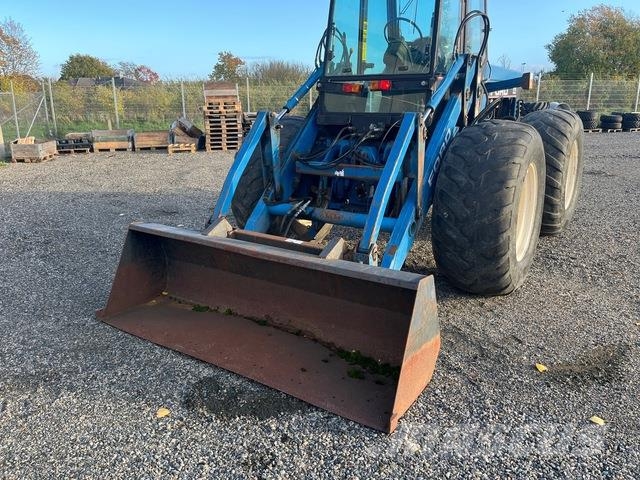 Ford New Holland Versatile 276 Costruzioni - Altro