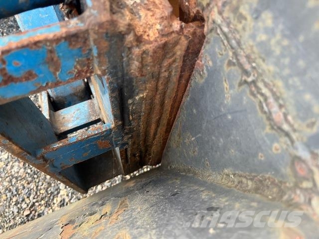 Ford New Holland Versatile 276 Costruzioni - Altro