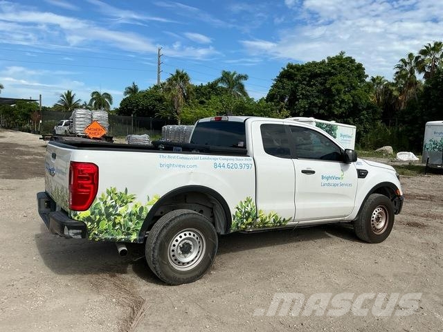 Ford Ranger Vieglais kravas automobilis/izkraušana no sāniem