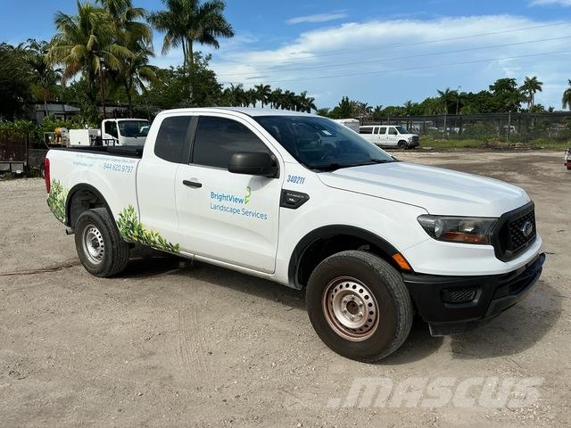 Ford Ranger Vieglais kravas automobilis/izkraušana no sāniem