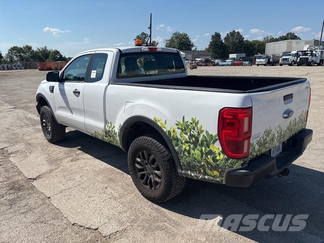 Ford Ranger Vieglais kravas automobilis/izkraušana no sāniem