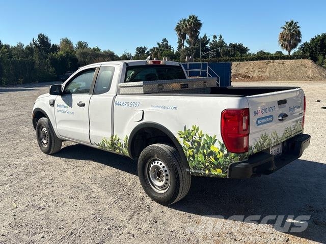 Ford Ranger Kis teherszállító/Platós kocsi