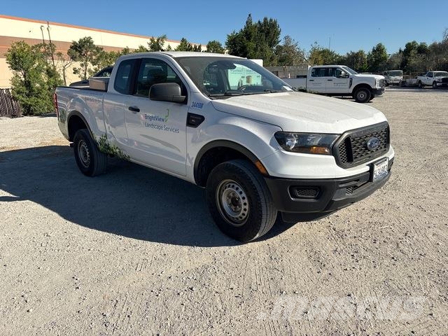 Ford Ranger Kis teherszállító/Platós kocsi