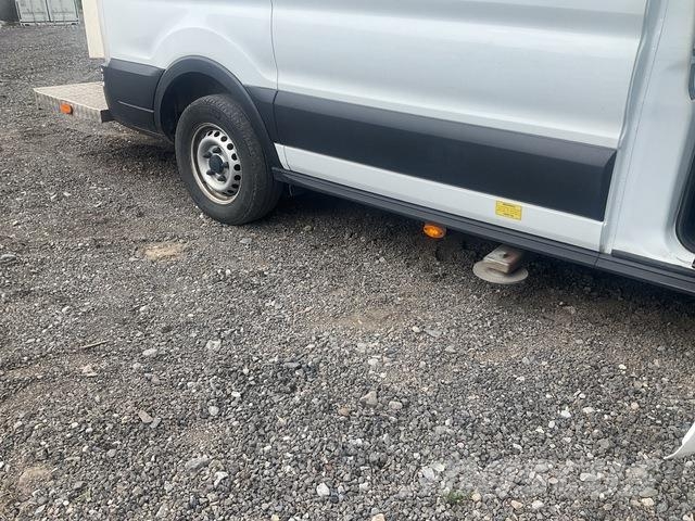 Ford Transit 130M155 المنصات الهوائية المثبتة على شاحنة