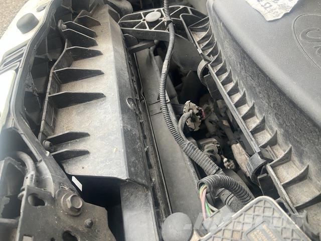 Ford Transit 130M155 المنصات الهوائية المثبتة على شاحنة